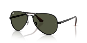 002/31 - Black with Green Lenses