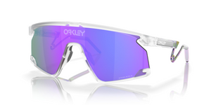 923702 - Matte Clear with Prizm Violet Lenses