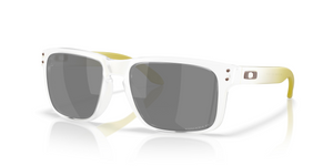 924484 - Matte Clear with Prizm Black Polarized Lenses