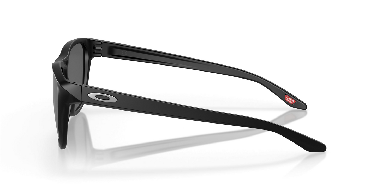 Oakley OO9479 Manorburn Sunglasses